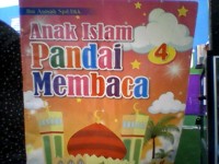 Image of anak islam pandai membaca